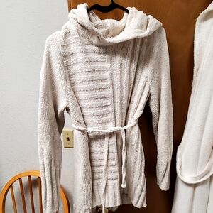 Vera Wang Cozy Cream Sweater